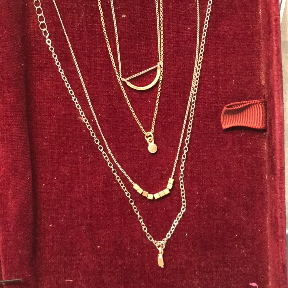 Dainty layering necklaces (set of 4)